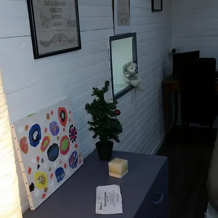 Oda ve Kahvaltı La Petite Maison D'elise Gacé