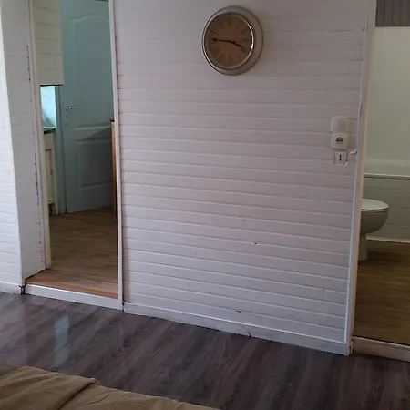 Oda ve Kahvaltı La Petite Maison D'elise Gacé